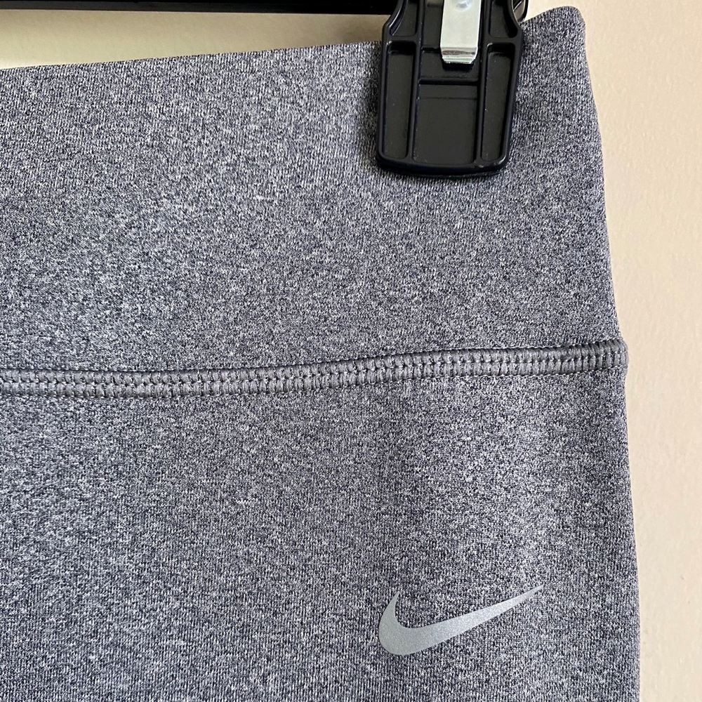 Nike Dri Fit leggings - Picture 2 of 6